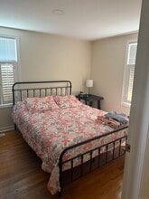 1347 E Main St in Meriden, CT - Building Photo - Building Photo