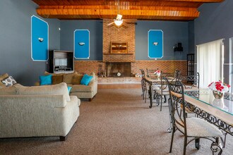 Commons at Kettering in Kettering, OH - Foto de edificio - Interior Photo