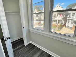 144 Stevens Ave in Jersey City, NJ - Building Photo - Building Photo