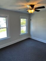 1129 Brown Ave, Unit 2 in Erie, PA - Building Photo