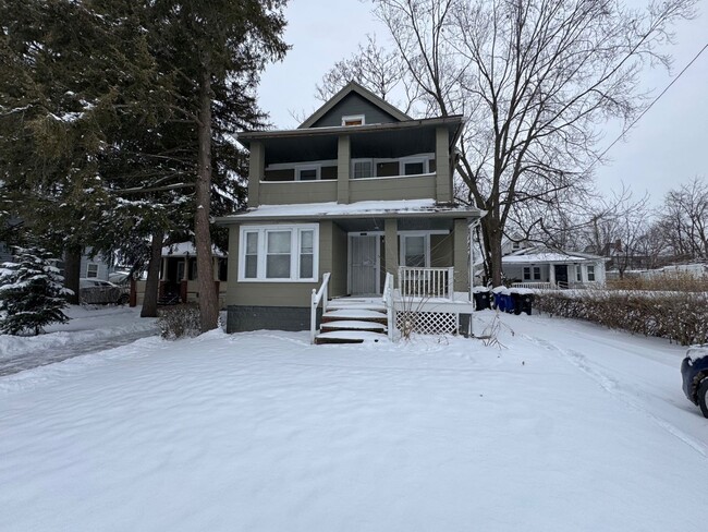 property at 2841 E 127th St