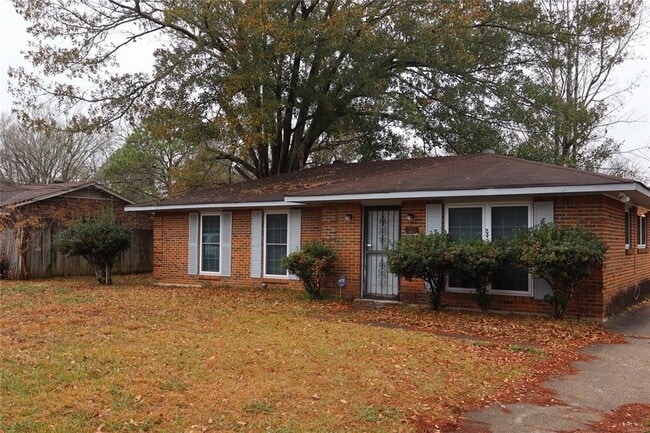 property at 4105 St Louis Rd