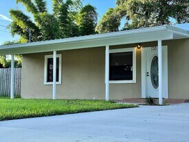 738 Carlson Dr in Orlando, FL - Building Photo