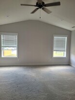 2404 Grey Fox Trail in Bloomington, IL - Building Photo
