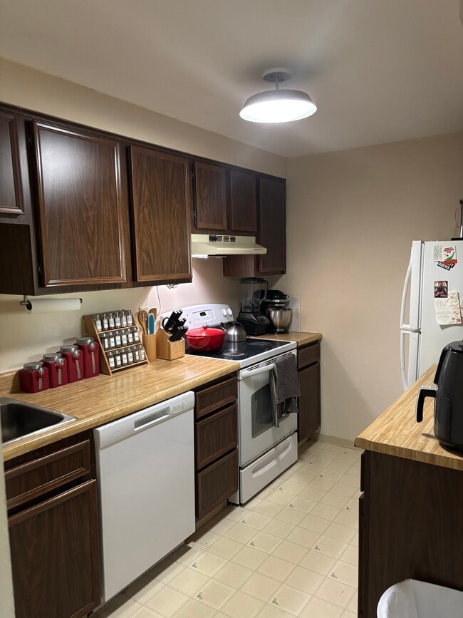 27309 Evergreen Run, Unit 27309 Evergreen Run Imper in Imperial, PA - Building Photo - Building Photo