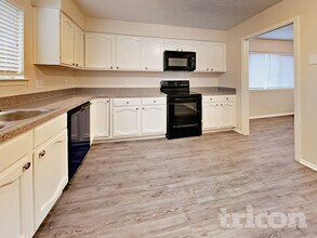 19638 Southaven Dr in Houston, TX - Building Photo - Building Photo