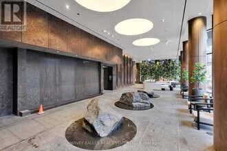 110 Broadway Ave in Toronto, ON - Building Photo - Building Photo