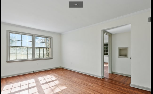 236 E 60th St in Savannah, GA - Building Photo - Building Photo