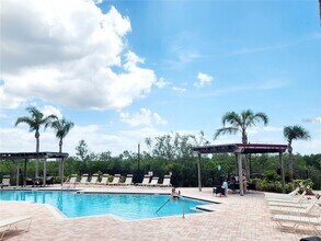 4309 Bayside Village Dr, Unit 103 in Tampa, FL - Building Photo - Building Photo