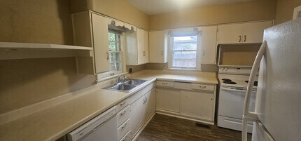 1109 S Yale St in Wichita, KS - Building Photo - Building Photo