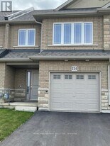 224 Dalgleish Trl in Hamilton, ON - Building Photo