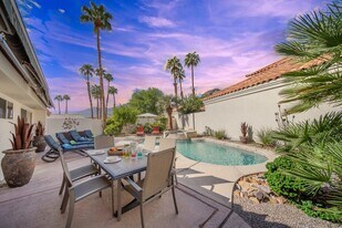 55935 Pinehurst in La Quinta, CA - Building Photo