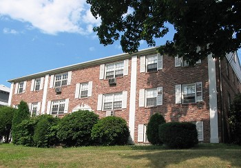 178-180 Nesmith St in Lowell, MA - Building Photo