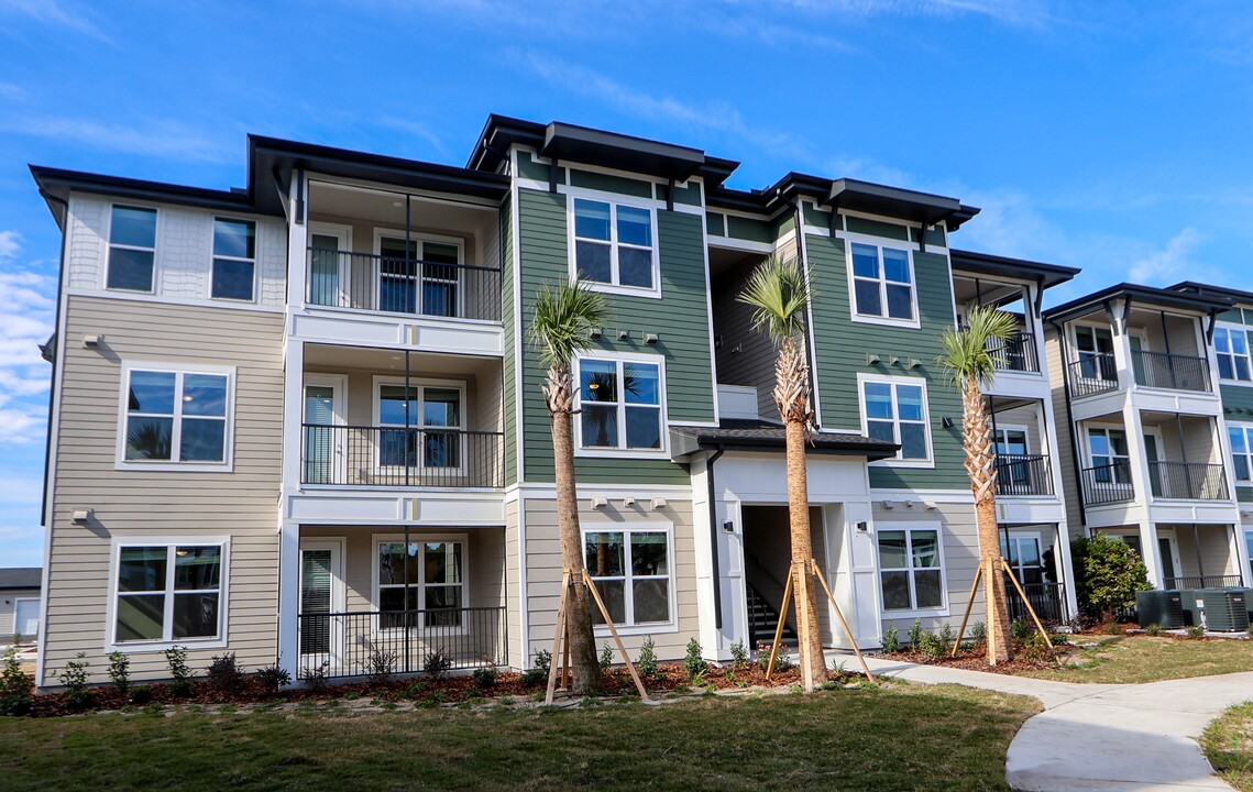 Bristol Park Apartments in Mount Dora, FL - Foto de edificio