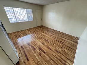 6103 Wall St, Unit 6103 in Los Angeles, CA - Building Photo - Building Photo
