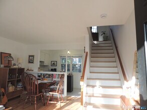 159 E Main St in Branford, CT - Building Photo - Building Photo