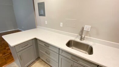 1711 Massachusetts Ave NW, Unit 231 in Washington, DC - Building Photo - Building Photo