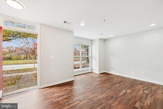 3811 Eisenhower Ave in Alexandria, VA - Building Photo - Building Photo
