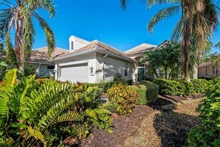 6639 Pebble Beach Way in Lakewood Ranch, FL - Building Photo