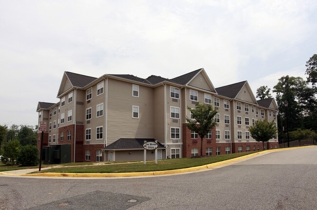 Victoria Park & The Woods at Victoria Park... in Woodbridge, VA - Building Photo - Building Photo