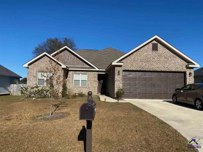 property at 112 Gray Fox Xing