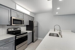 3314 N 68th St in Scottsdale, AZ - Building Photo