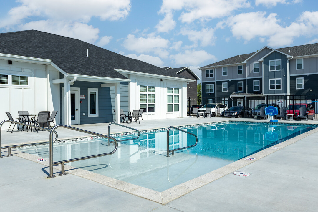 Talon Apartments in Grand Island, NE - Building Photo