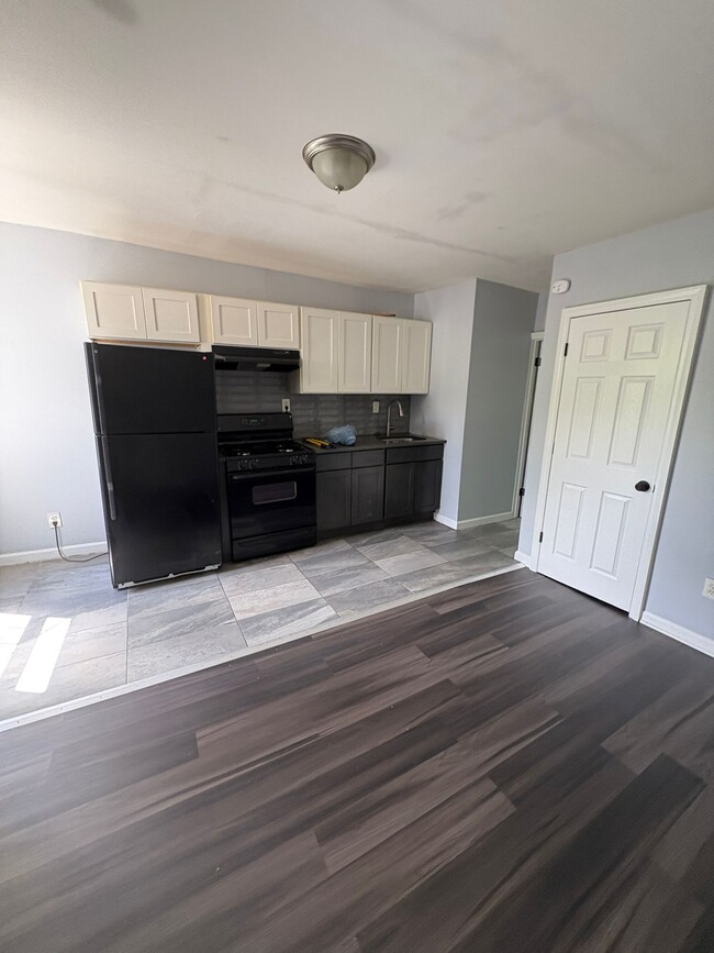42 S 12th St, Unit 2