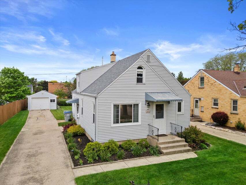 3661 S 22nd St in Milwaukee, WI - Building Photo