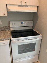 6424 Raleigh St in Orlando, FL - Building Photo - Building Photo