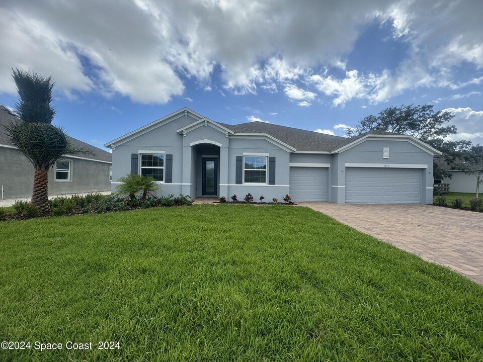 6252 Andromeda Ave in Merritt Island, FL - Building Photo