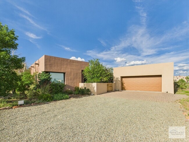 property at 4 Birla Ct