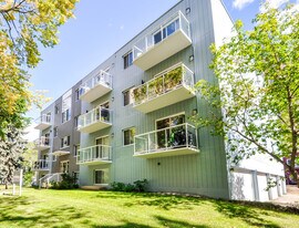Oliver Rose in Edmonton, AB - Building Photo