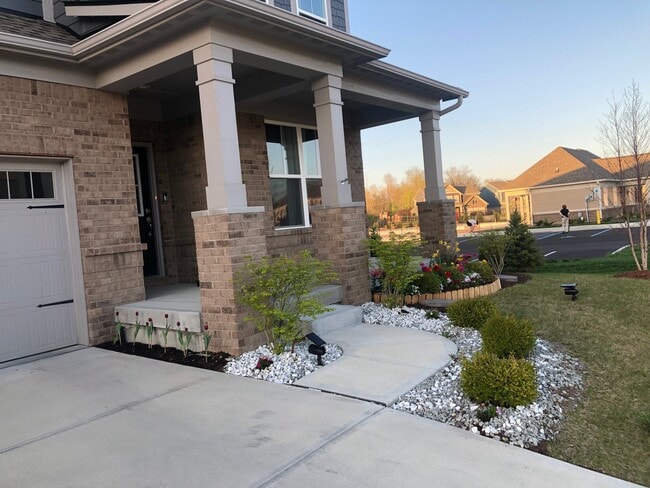 property at 16148 Lavina Ln