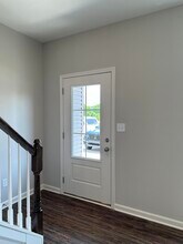 129 Kirkstall Wy in Georgetown, KY - Building Photo - Building Photo