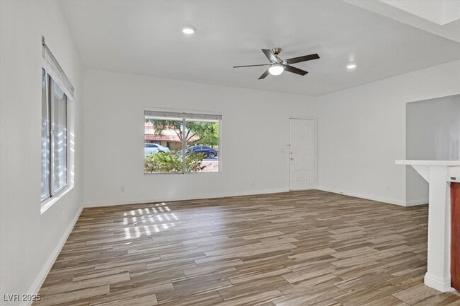 1818 Plum Ct in Henderson, NV - Building Photo - Building Photo