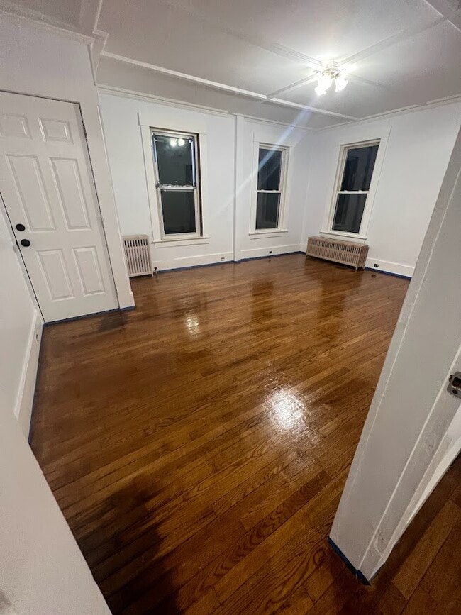 24 Summer St, Unit 1 in Laconia, NH - Building Photo - Building Photo