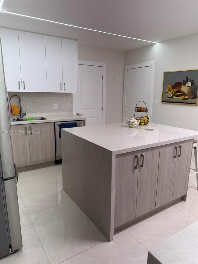 property at 8780 Azalea Ct