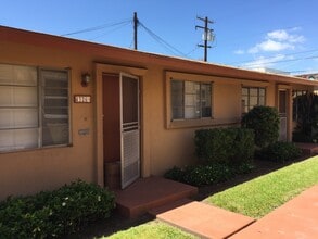 4326 1/4 Swift Ave in San Diego, CA - Building Photo - Building Photo