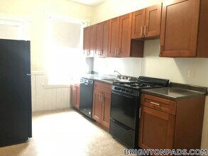 7 Mt Hood Rd in Boston, MA - Building Photo - Building Photo