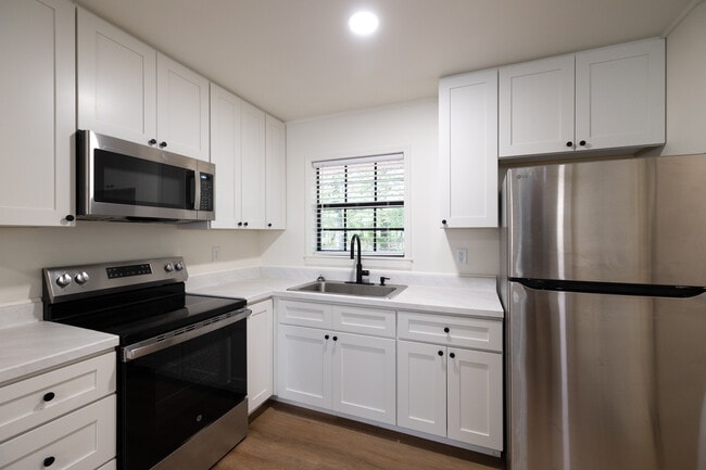 Timber Ridge Apartments in Seneca, SC - Foto de edificio - Interior Photo