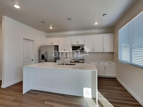 12635 W Adair Dr in Glendale, AZ - Foto de edificio - Building Photo