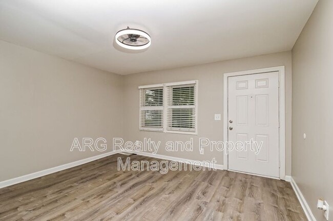 1097 Smith St SW in Atlanta, GA - Building Photo - Building Photo