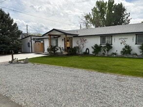 201-203 Gallagher Ave in Yerington, NV - Building Photo - Building Photo