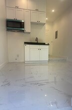 4525 Dunsmore Ave in Glendale, CA - Building Photo - Building Photo