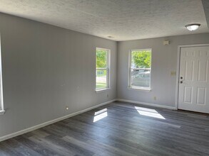 333 Blakely Dr N in Lafayette, IN - Building Photo - Building Photo