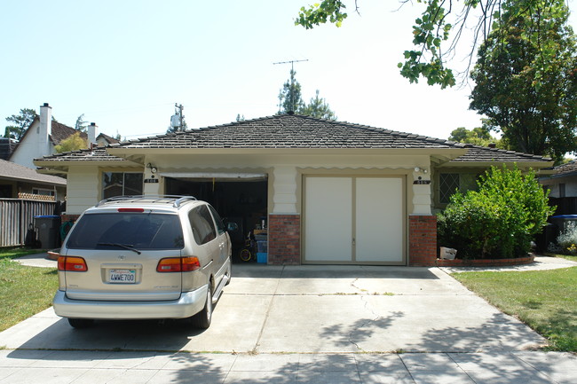 506-508 Westlake Dr in San Jose, CA - Building Photo - Building Photo