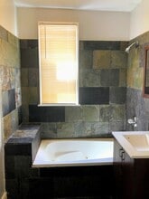 6735 S Laflin St in Chicago, IL - Foto de edificio - Building Photo