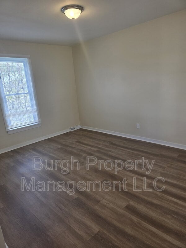 222 Vine St in Canonsburg, PA - Building Photo - Building Photo