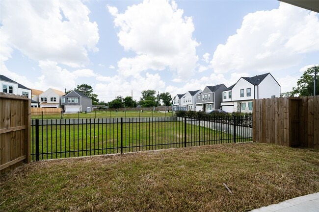 property at 11325 Stonework Garden Ln